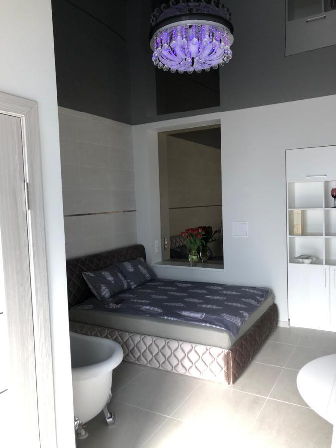 Romeo VIP apartamentai Panevezys Exterior foto